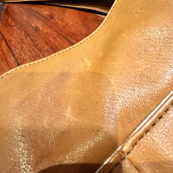 100% Genuine Leather Tote Bag - Picture 10 of 10